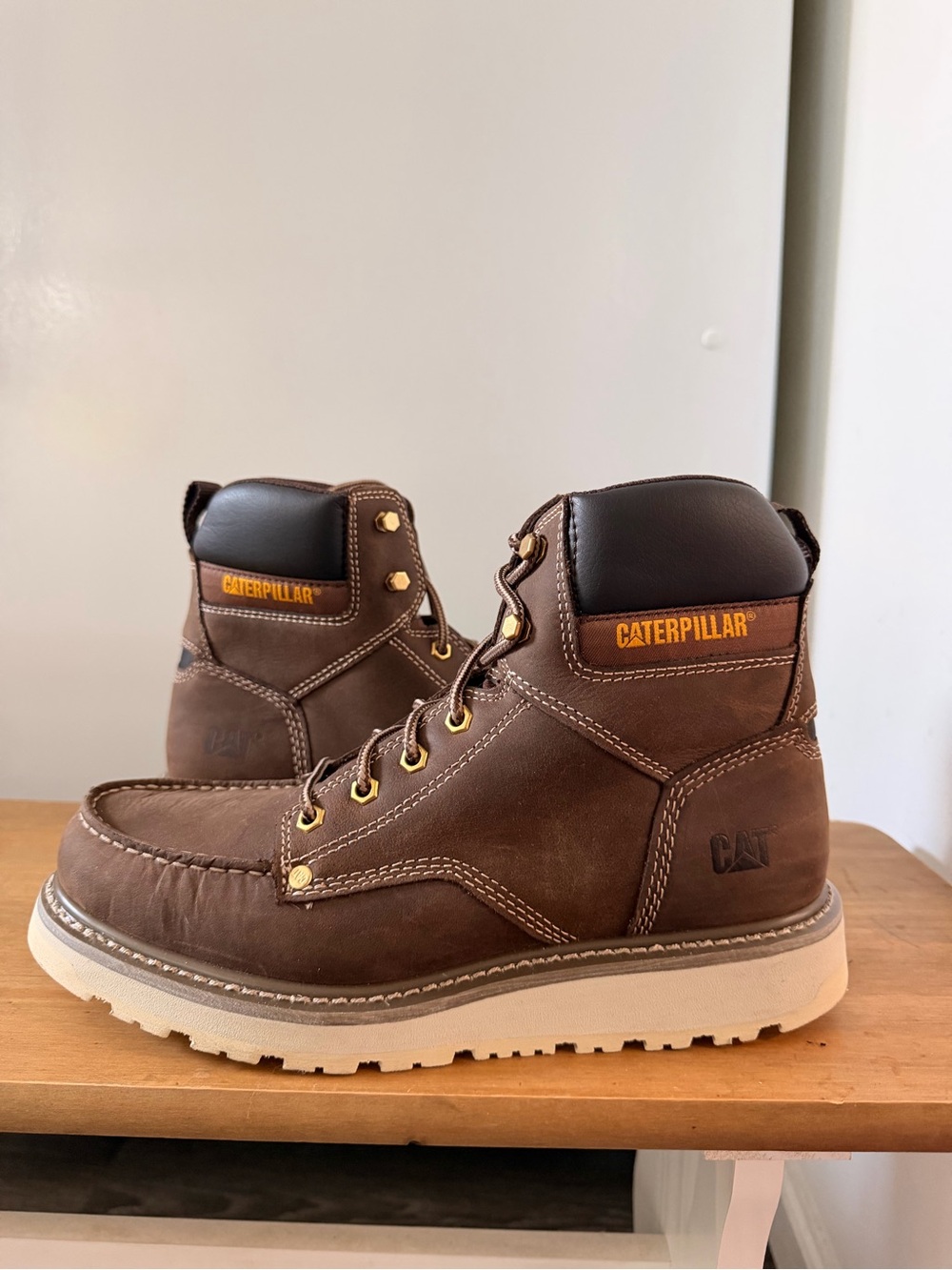 Caterpillar Brown Leather Men’s Moc Toe Work Boots with Black Collar